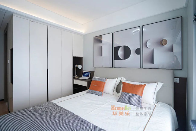 98㎡三居，現(xiàn)代風(fēng)設(shè)計(jì)搭配實(shí)用原木軟裝，打造寬松且舒適的家